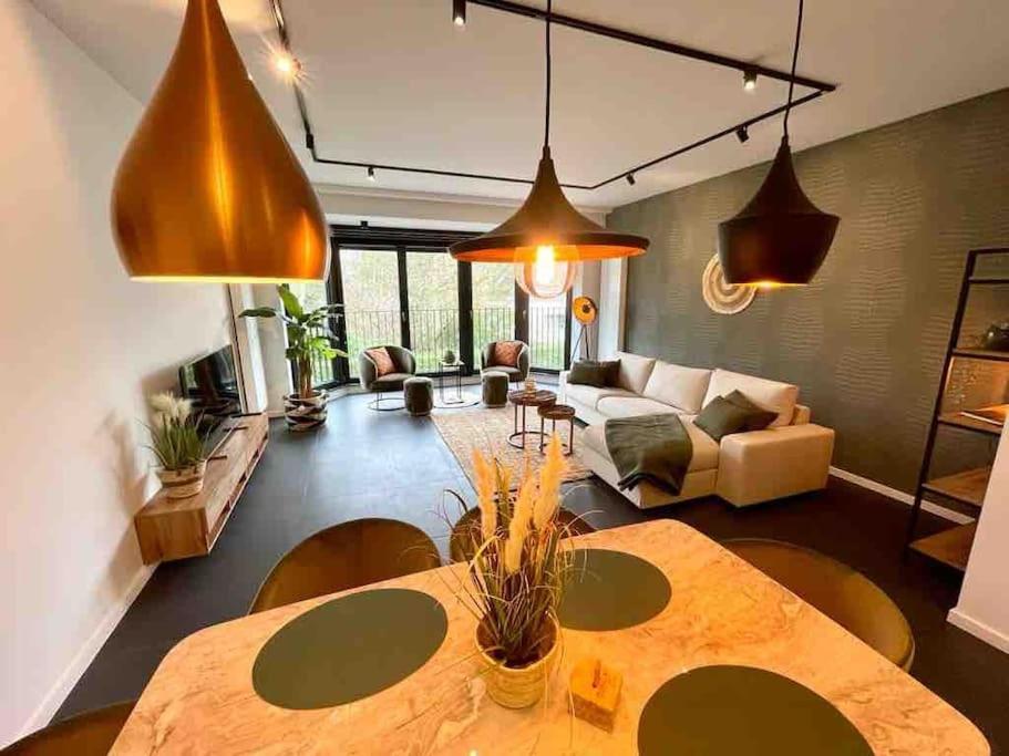 Ostend Chic, Luxe Loftstijl In Oostende Luaran gambar